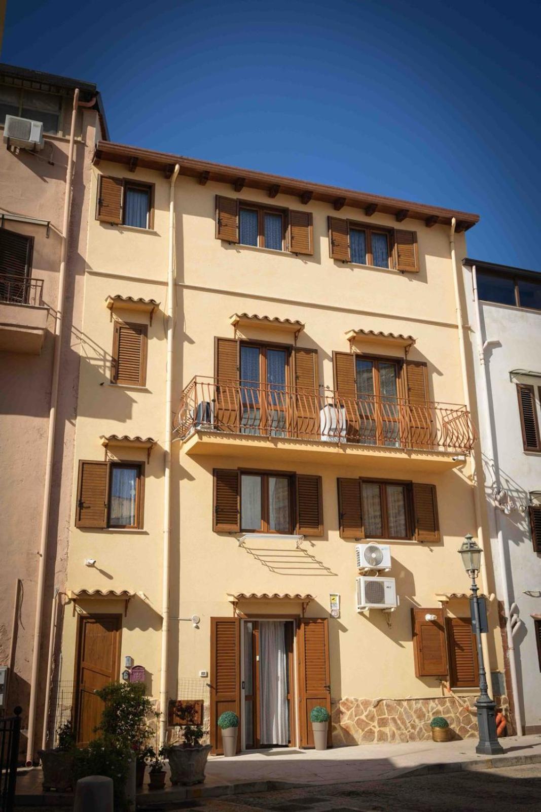 Sunshine Apartments Trappeto  Εξωτερικό φωτογραφία