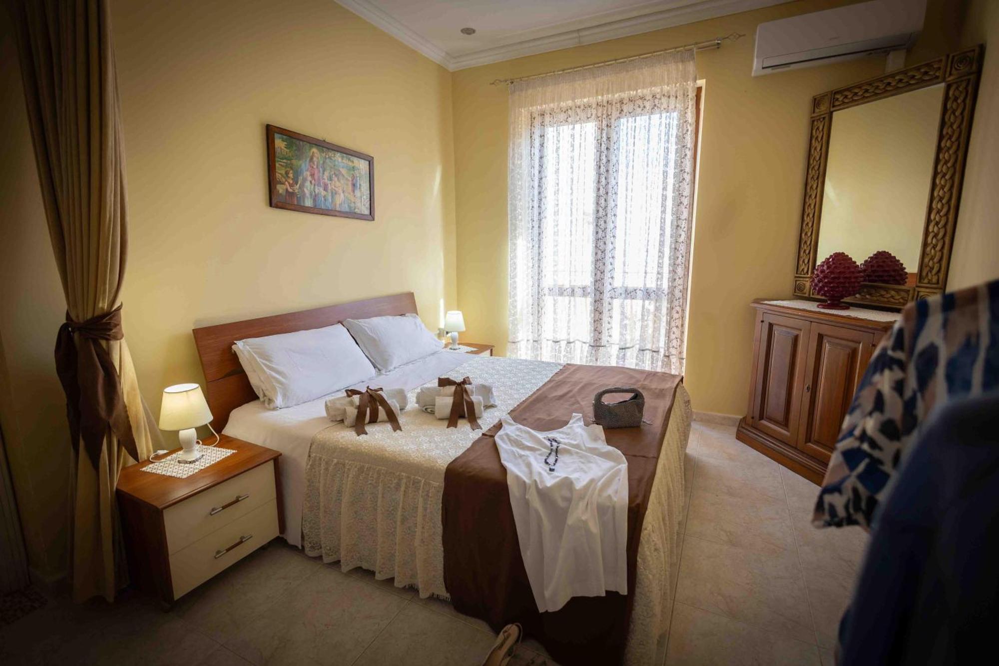 Sunshine Apartments Trappeto  Εξωτερικό φωτογραφία