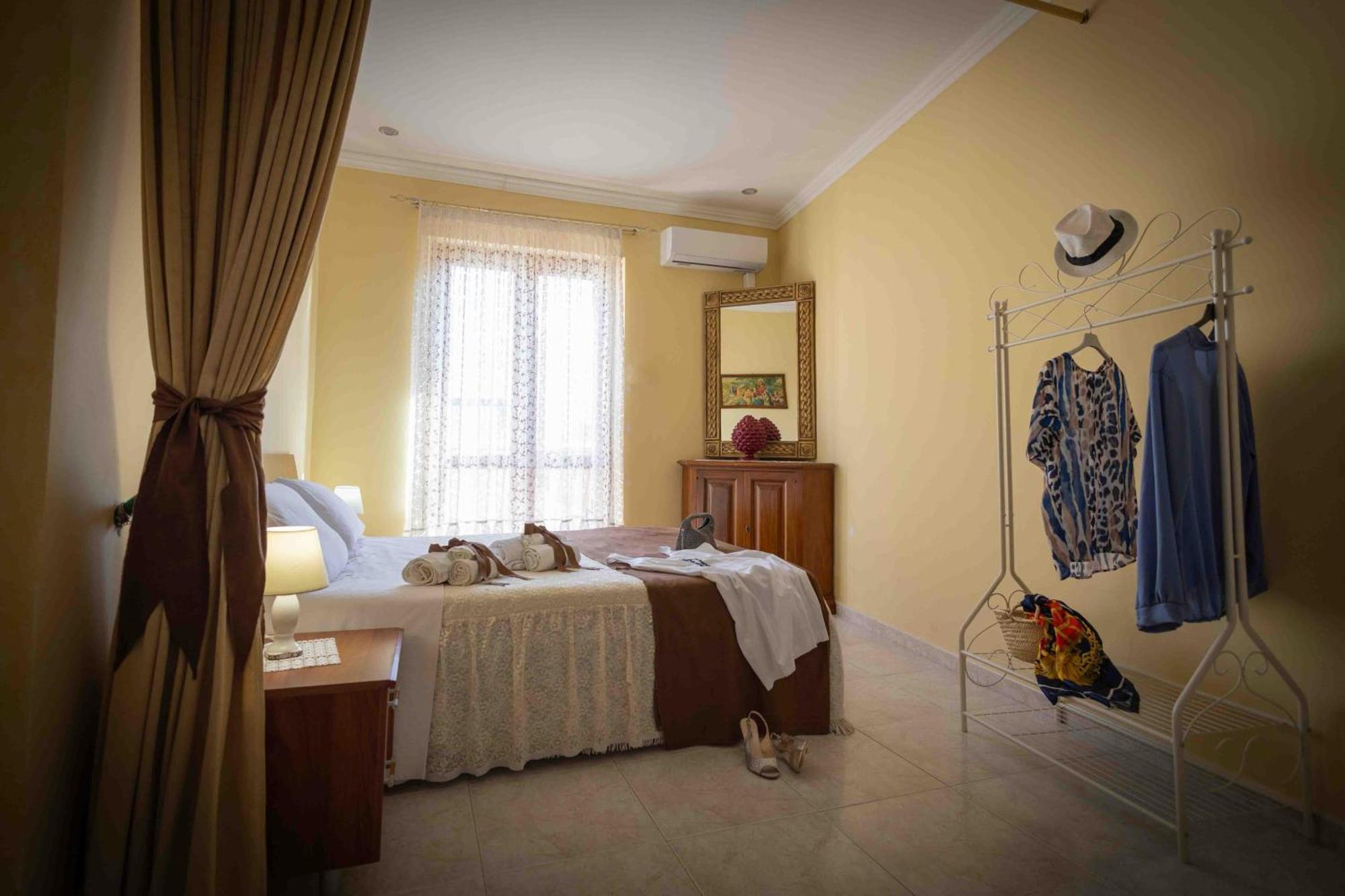 Sunshine Apartments Trappeto  Εξωτερικό φωτογραφία
